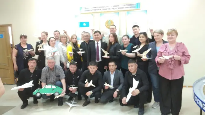 «Техно жасампаздық: модельдеу және құрастыру іс жүзінде»